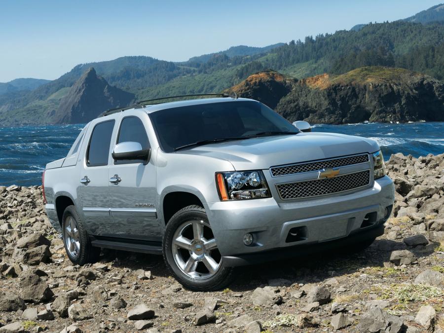  Chevrolet Avalanche 2006 года  (фото 13 из 16)